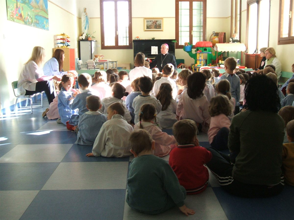 Ai ragazzi e ai bambini